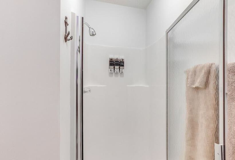 Watts Bar Lake Escape: Private Boat Dock + Ramp!