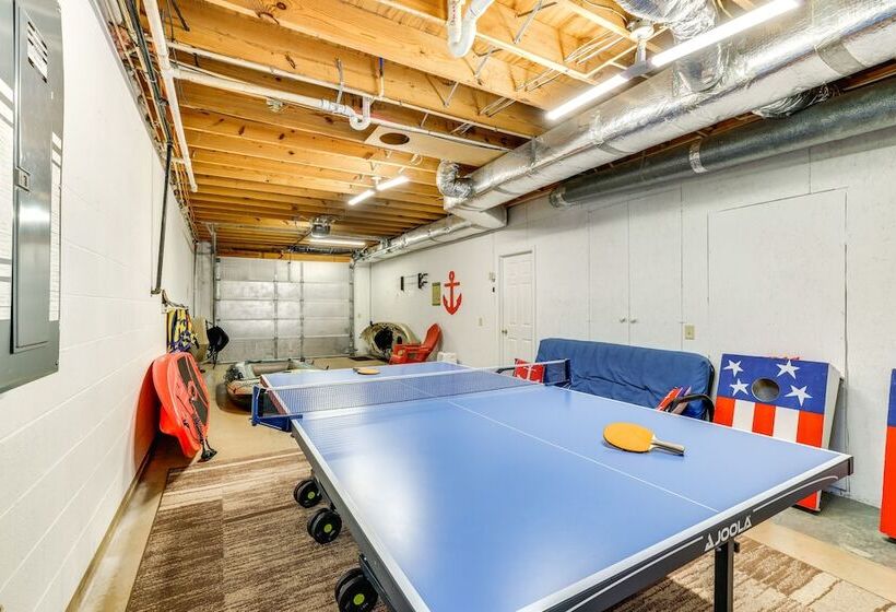 Watts Bar Lake Escape: Private Boat Dock + Ramp!