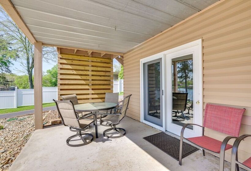 Watts Bar Lake Escape: Private Boat Dock + Ramp!