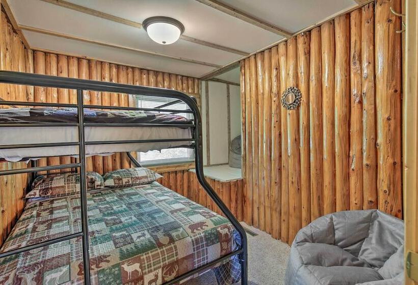 Lakefront Tomahawk Cabin W/ Boat Dock & Deck