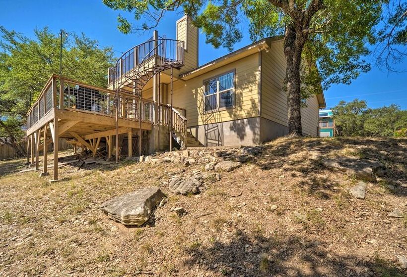 Luxe Canyon Home: Decks, Hot Tub + Lake Views