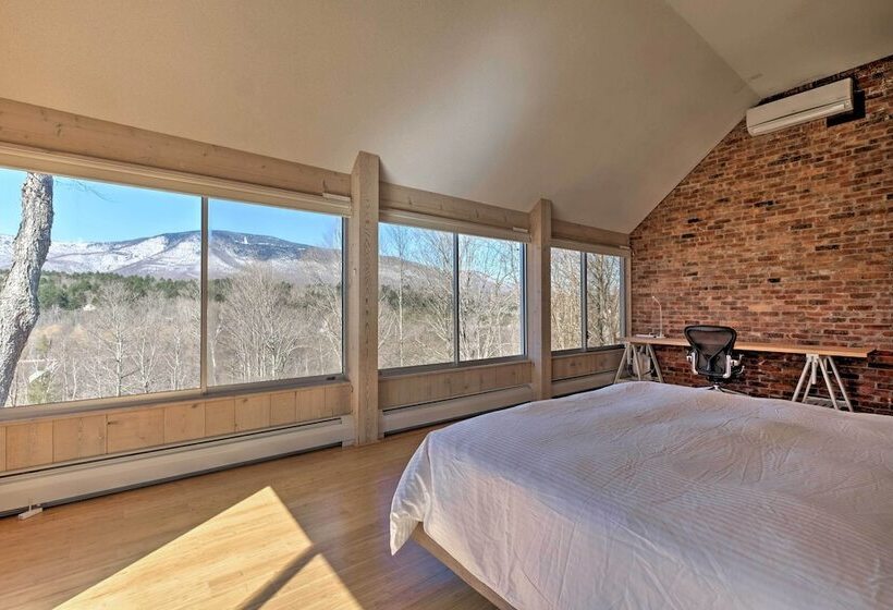 Manchester Home On 40 Acres W/ Game Room & Deck!