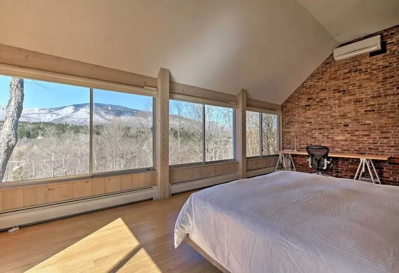 Manchester Home On 40 Acres W/ Game Room & Deck!