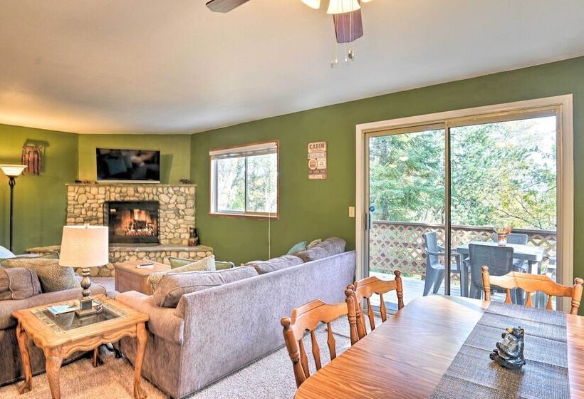 Mountain Escape W/ Views, 3 Mi To Lake Arrowhead