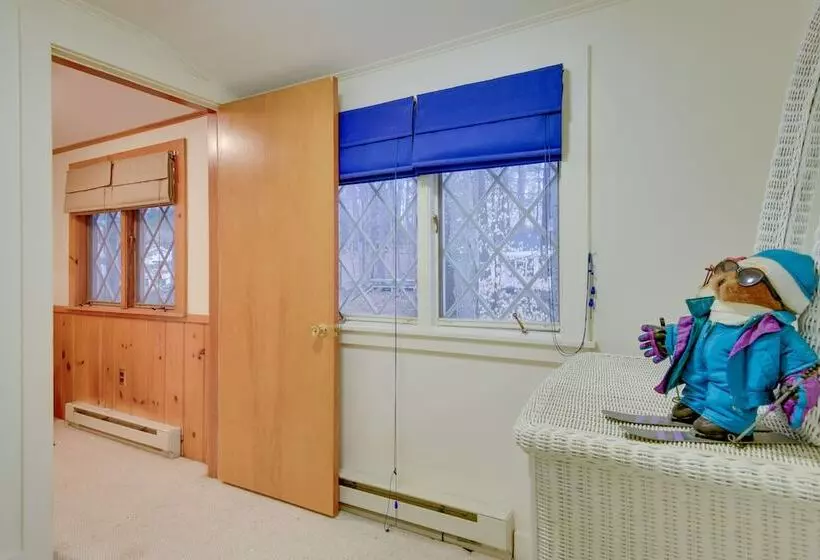 North Conway Home < Walk To Slopes At Cranmore!