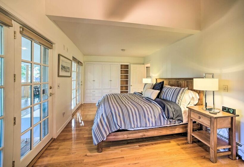 Peaceful Family Home W/ Fire Pit & Large Yard