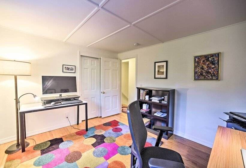 Peaceful Family Home W/ Fire Pit & Large Yard