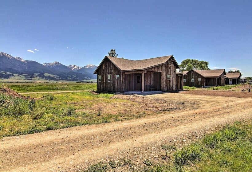 Peaceful Mtn Retreat ~ 43 Mi To Yellowstone!