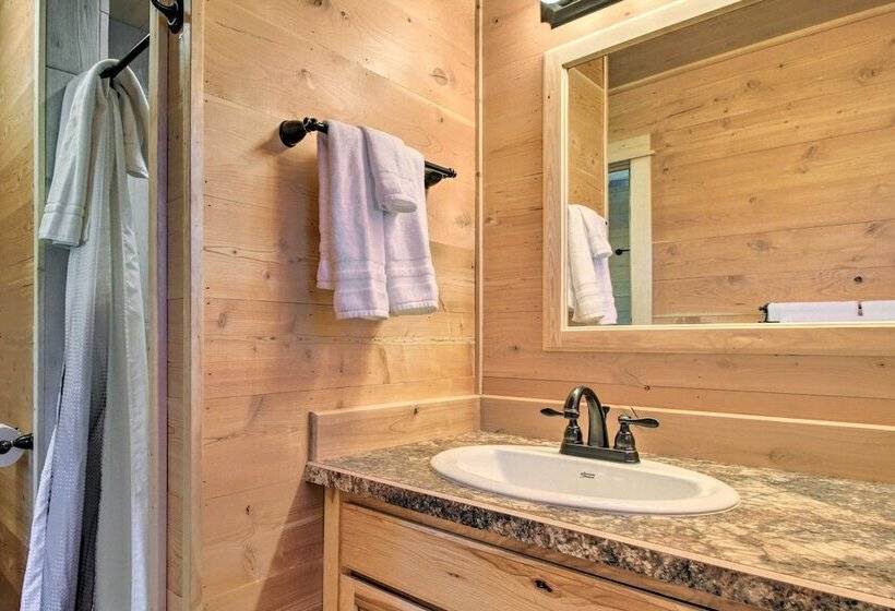 Peaceful Mtn Retreat ~ 43 Mi To Yellowstone!