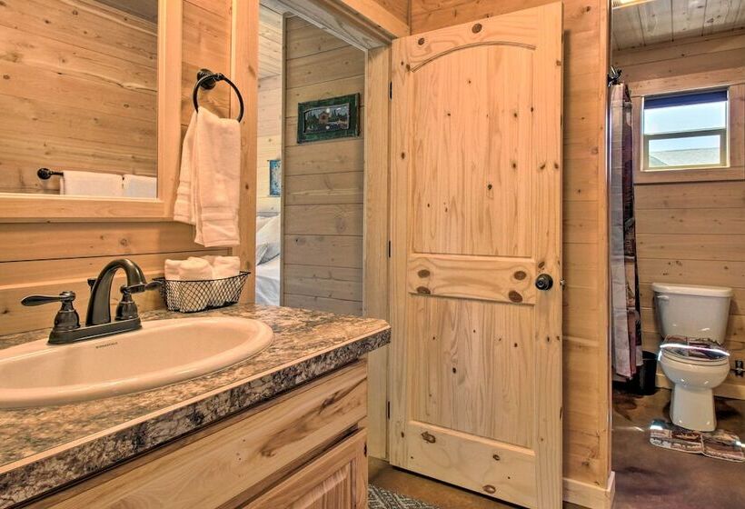 Peaceful Mtn Retreat ~ 43 Mi To Yellowstone!