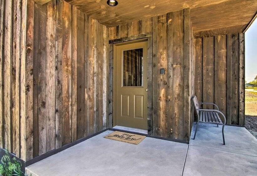 Peaceful Mtn Retreat ~ 43 Mi To Yellowstone!