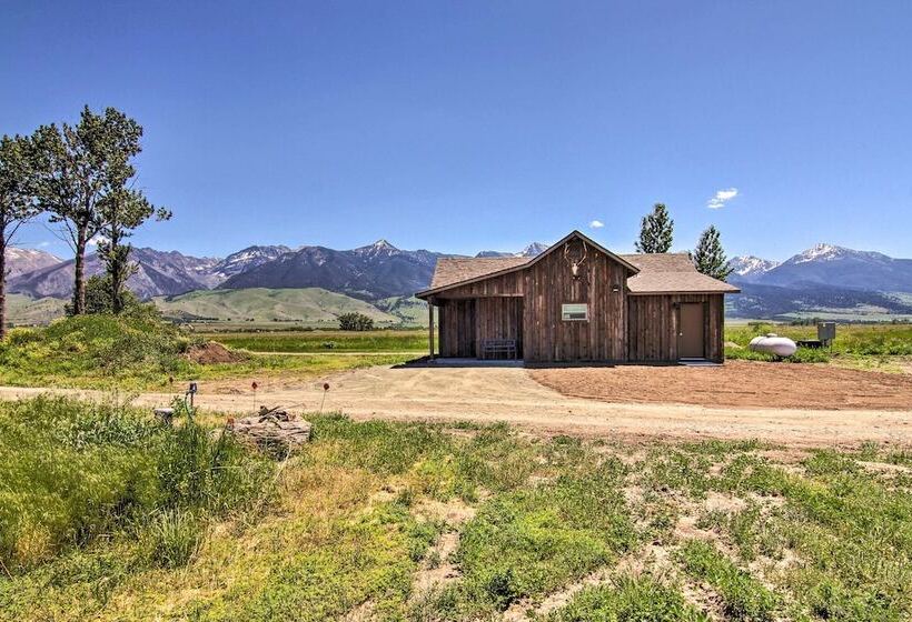 Peaceful Mtn Retreat ~ 43 Mi To Yellowstone!