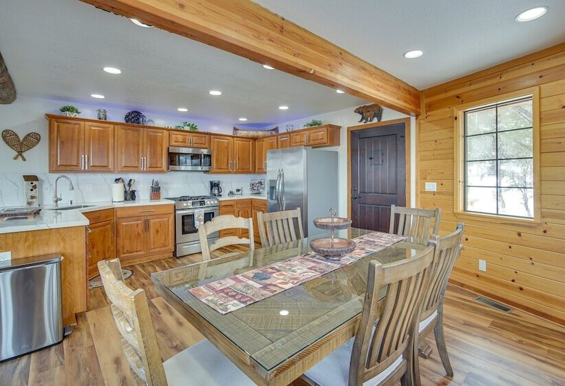 Pet Friendly Big Bear Cabin: 3 Mi To Bear Mountain