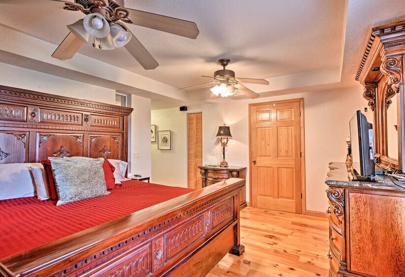 40 Acre Farm W/ Animals & Fishing In Sebring!