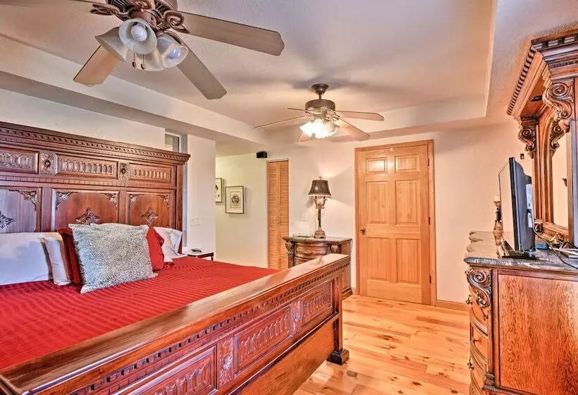 40 Acre Farm W/ Animals & Fishing In Sebring!