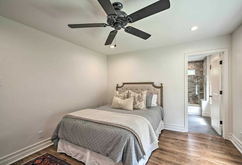 Renovated Cottage W/ Patio By Tx A&m Campus!