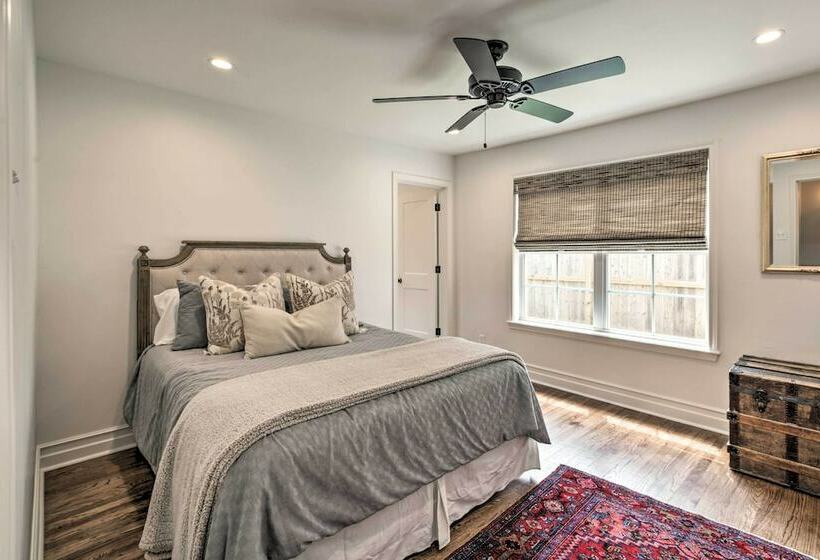 Renovated Cottage W/ Patio By Tx A&m Campus!