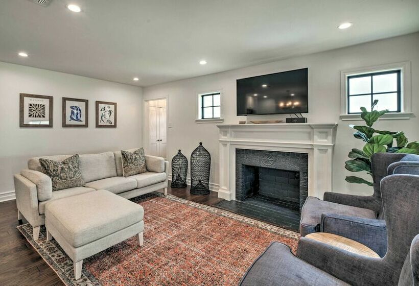 Renovated Cottage W/ Patio By Tx A&m Campus!