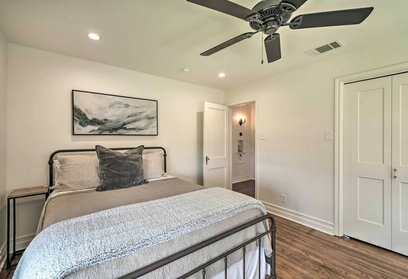 Renovated Cottage W/ Patio By Tx A&m Campus!