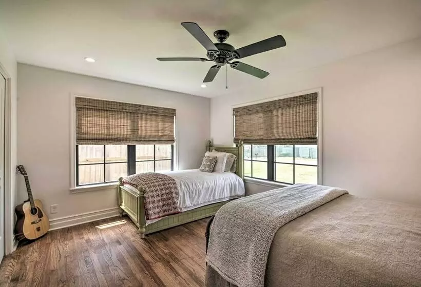 Renovated Cottage W/ Patio By Tx A&m Campus!