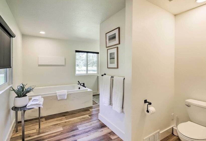 Renovated Riverfront Missoula Home W/ Deck!