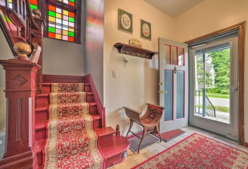 Sault Ste Marie Historic Home, Walk To Town!