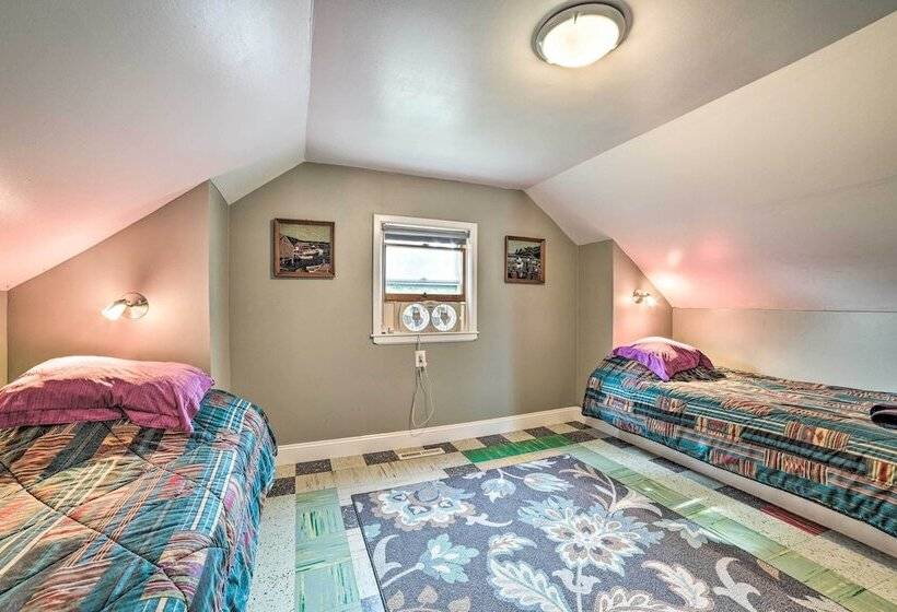 Sault Ste Marie Historic Home, Walk To Town!