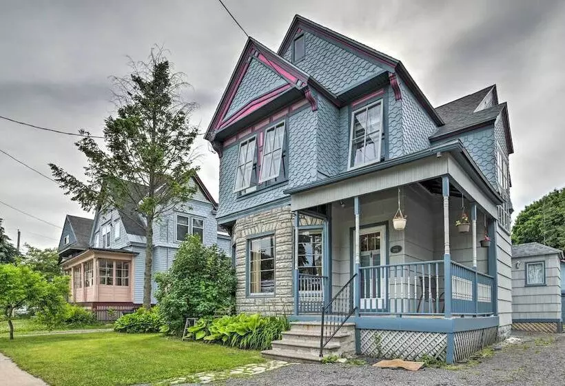 Sault Ste Marie Historic Home, Walk To Town!