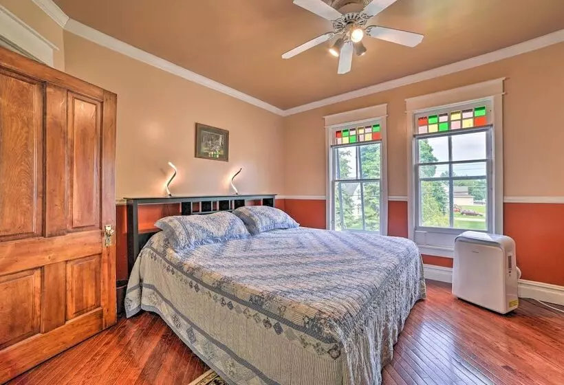 Sault Ste Marie Historic Home, Walk To Town!