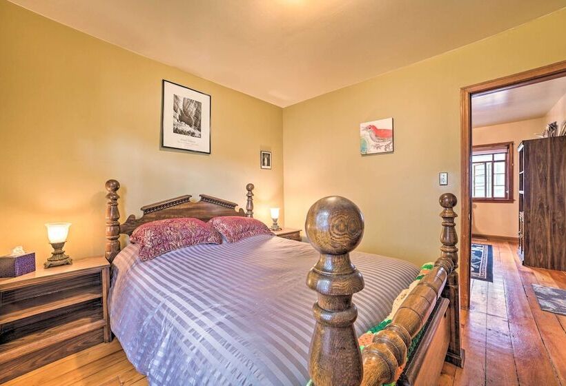 Sault Ste Marie Historic Home, Walk To Town!