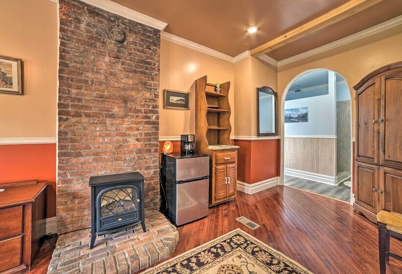 Sault Ste Marie Historic Home, Walk To Town!