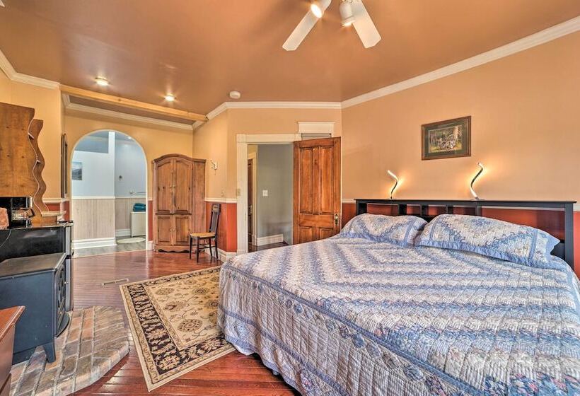 Sault Ste Marie Historic Home, Walk To Town!