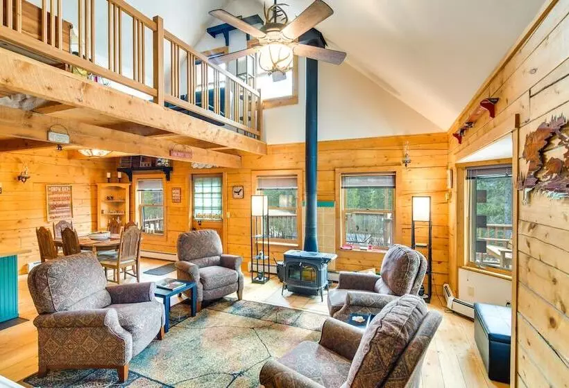 Adorable Black Hawk Mountain Log Cabin: Fire Pit