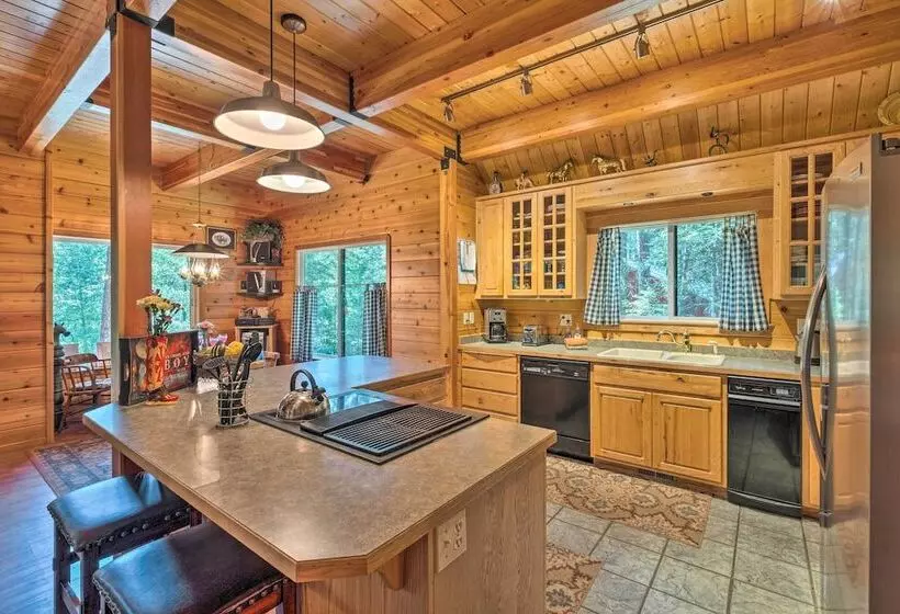 Secluded Leavenworth Cabin On Chiwawa River!