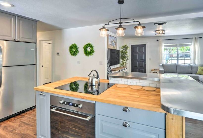 New Braunfels Haven W/ Hot Tub & Fire Pit!