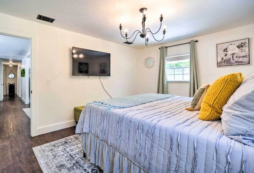 New Braunfels Haven W/ Hot Tub & Fire Pit!