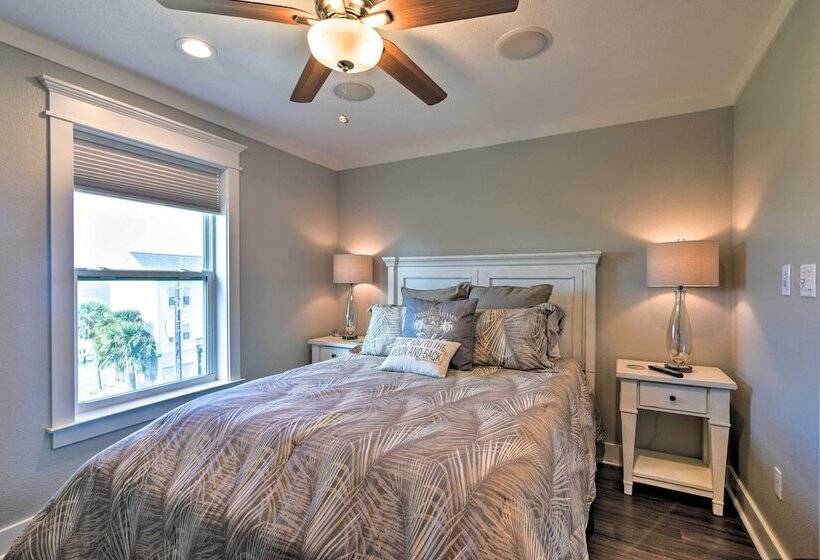 Bayfront Galveston Vacation Rental, Decks & Views!