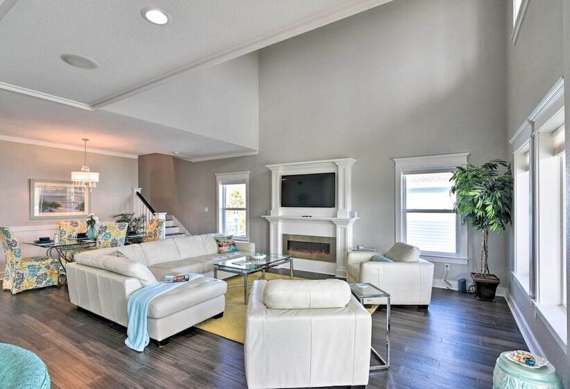 Bayfront Galveston Vacation Rental, Decks & Views!