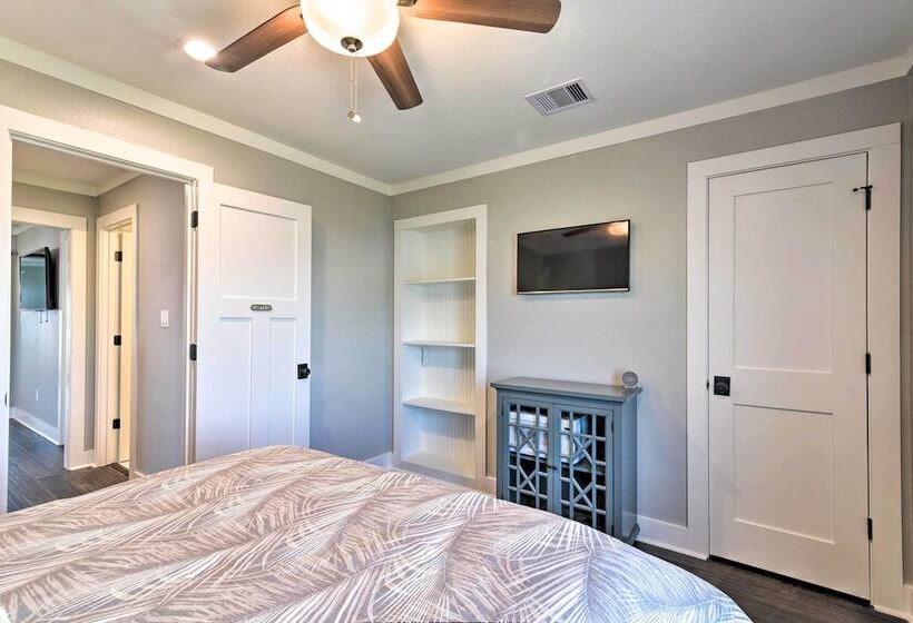 Bayfront Galveston Vacation Rental, Decks & Views!