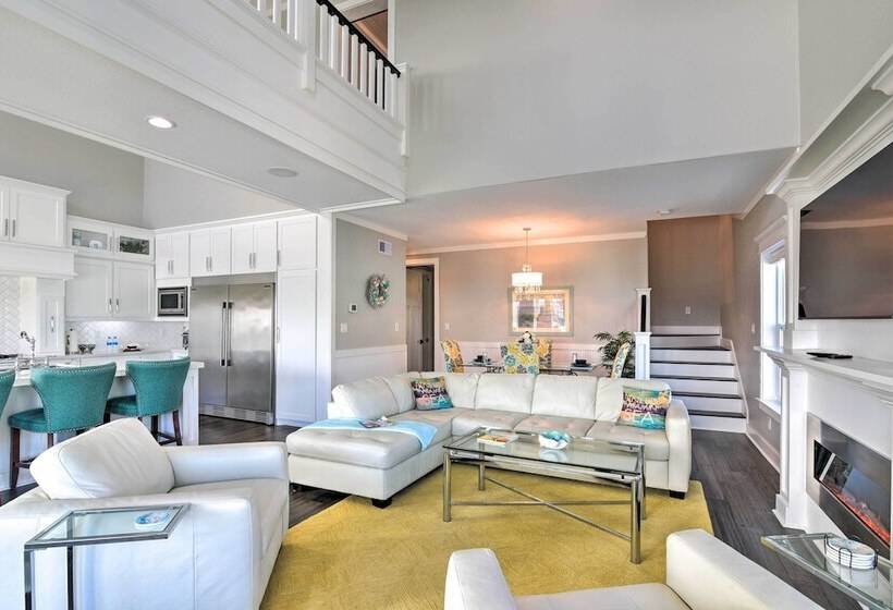 Bayfront Galveston Vacation Rental, Decks & Views!