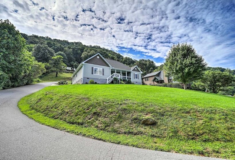 Striking Waynesville Home W/ Mtn Views & Deck