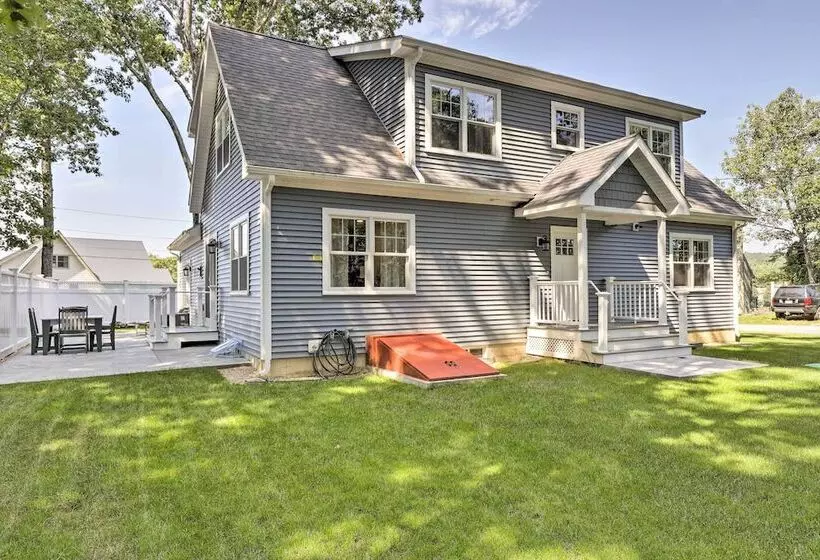 Sun Dappled Retreat   Walk To Wickaboag Lake!