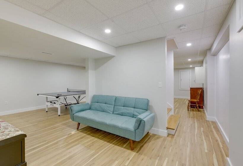 Sun Dappled Retreat   Walk To Wickaboag Lake!