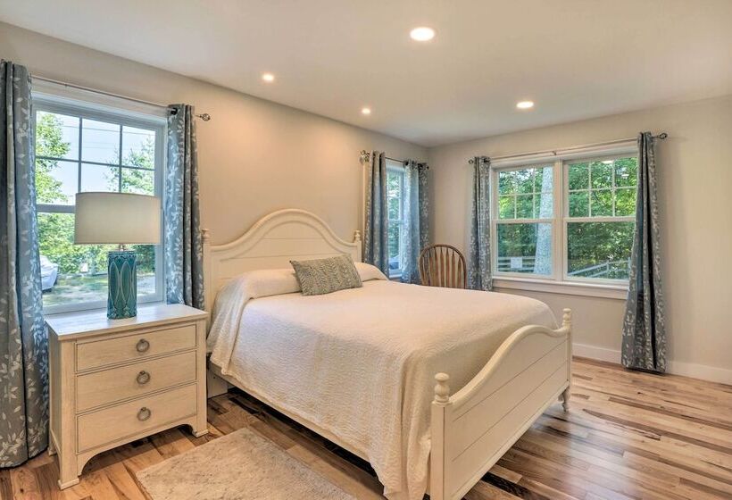 Sun Dappled Retreat   Walk To Wickaboag Lake!