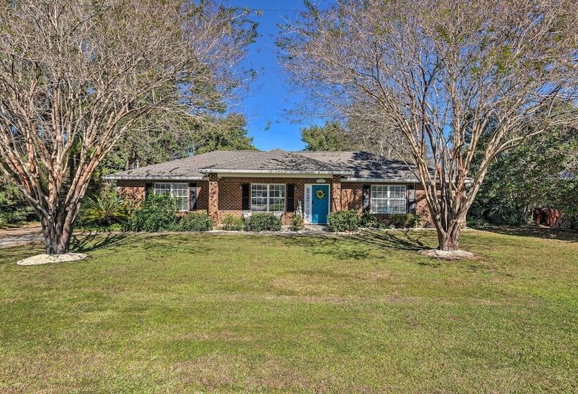 Sunshine State Escape: 3 Mi To Navarre Beach!