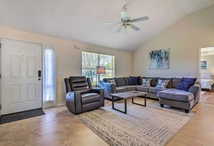 Sunshine State Escape: 3 Mi To Navarre Beach!