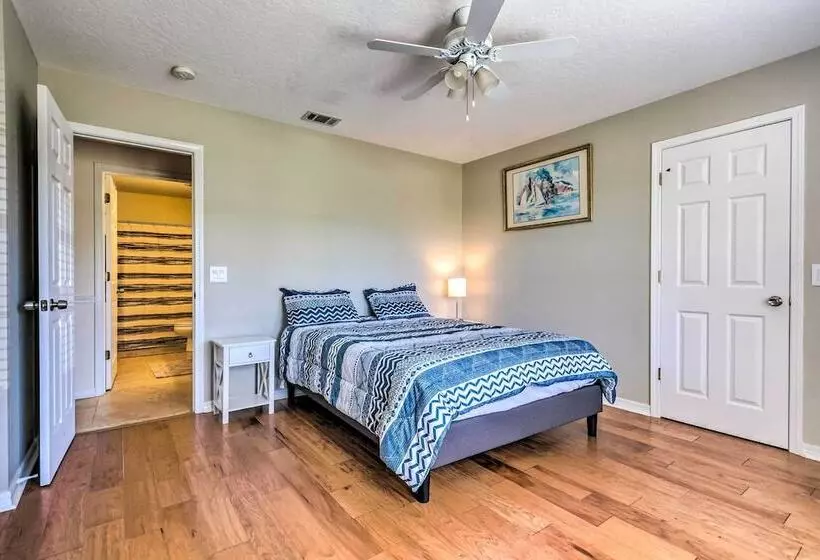 Sunshine State Escape: 3 Mi To Navarre Beach!