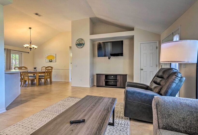 Sunshine State Escape: 3 Mi To Navarre Beach!