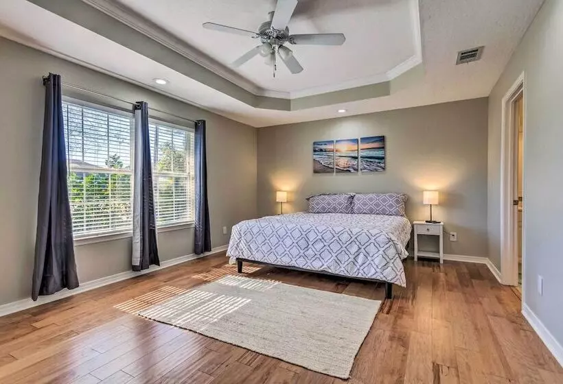 Sunshine State Escape: 3 Mi To Navarre Beach!