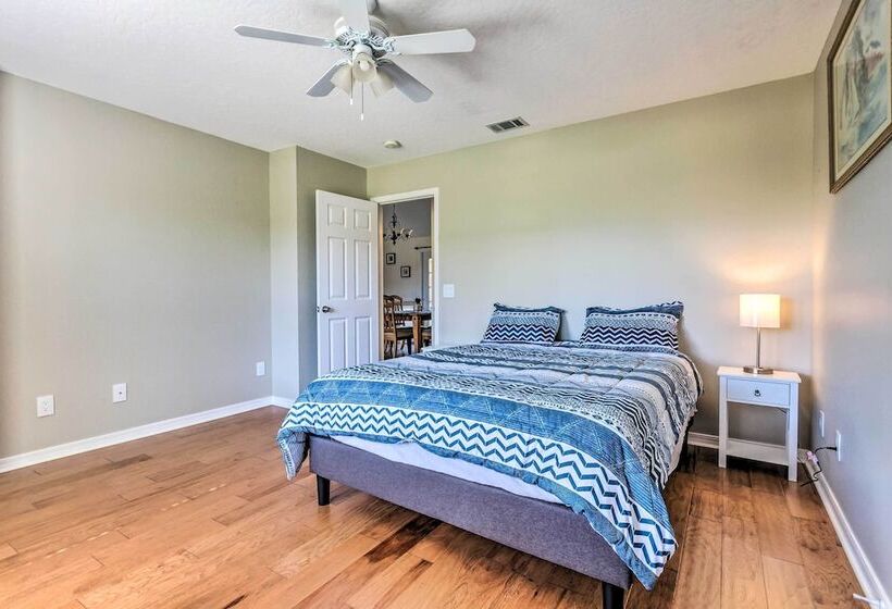 Sunshine State Escape: 3 Mi To Navarre Beach!